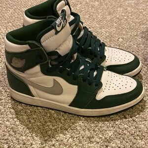 Nike Air Men's Dark Green and White Sneakers
